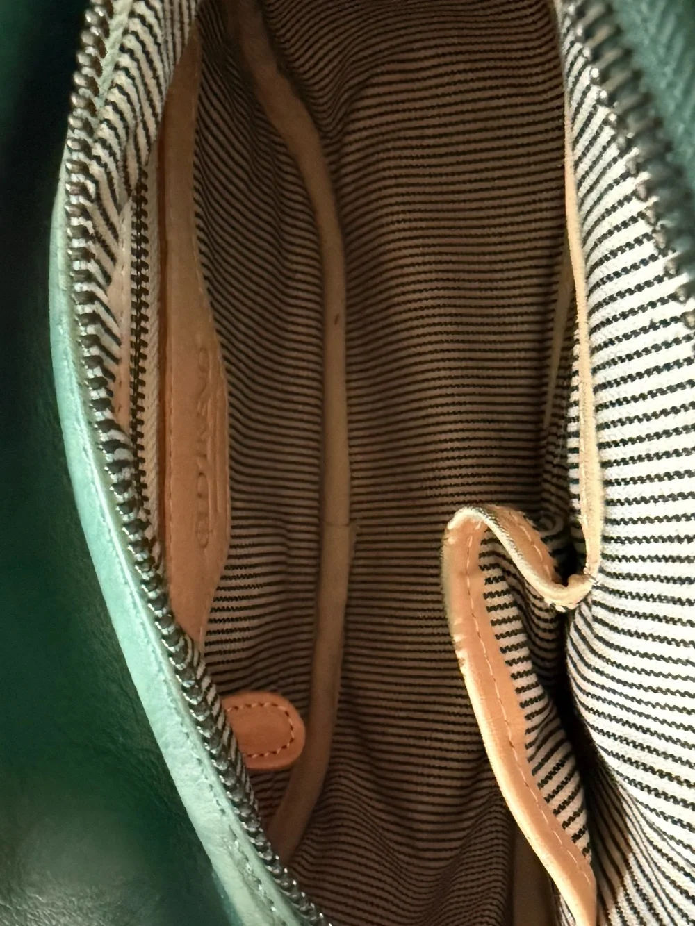 Old Trend Deep Green Leather Crossbody Saddle Bag with Flap